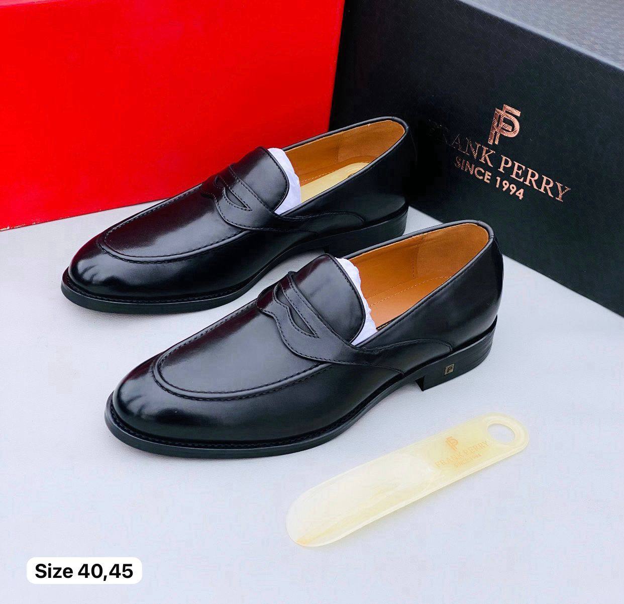 SHOE