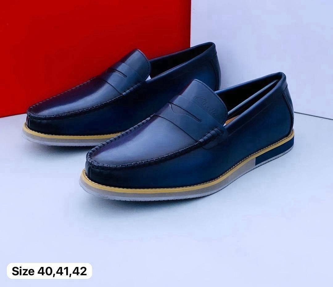 SHOE
